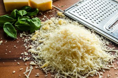 Queso rallado o en lonchas industrial